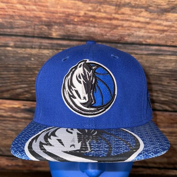 New Era 9Fifty Dallas Mavericks SnapBack Cap - Picture 2 of 8